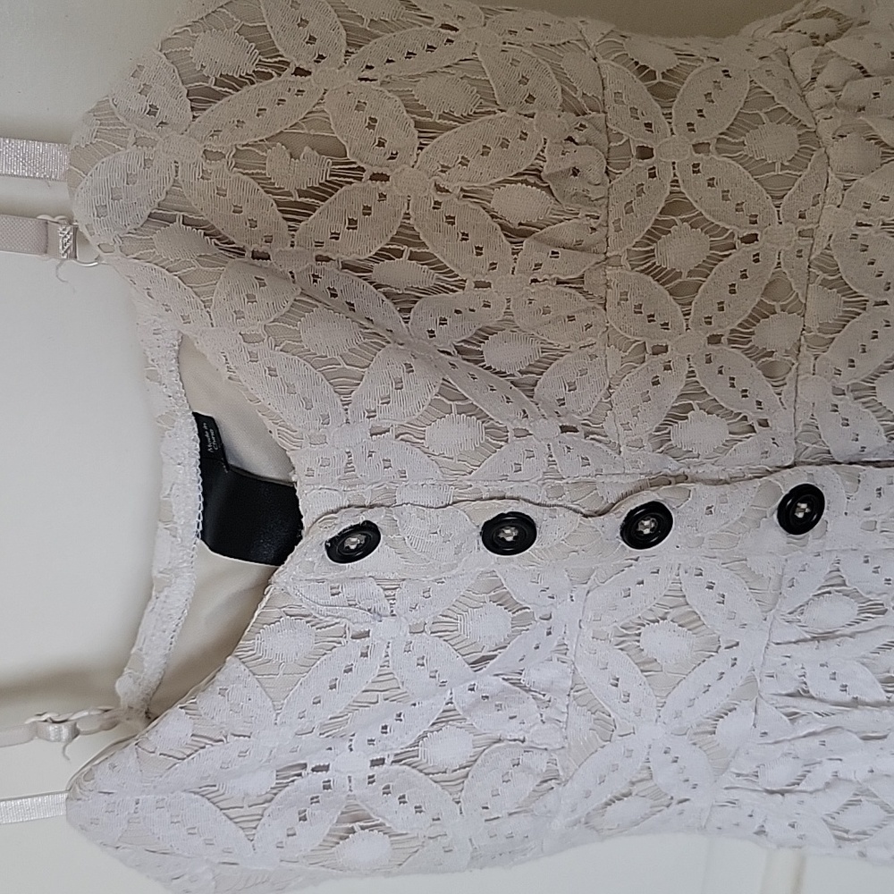 Dress - Picture 4 of 5